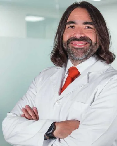 Dr. Ariel Perez Carbajal